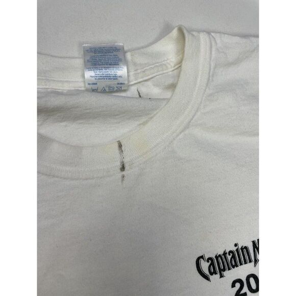 VINTAGE Captain Morgan Spiced Rum 2004 Promo Graphic T-shirt Men XL White - Picture 8 of 11